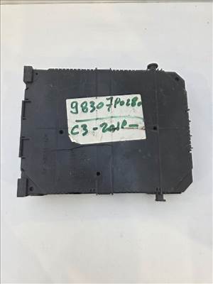 98307P008 Citroen C3 2010 biztosítékdoboz és karosszériaelektronikai egység